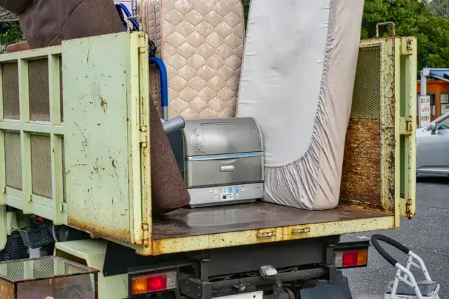 最速でマットレスをスッキリ処分!不用品回収業者の賢い選び方